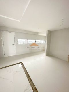Edf. Glória Tinoco, 139m², 4 quartos, 3 suítes, varanda integrada, lavabo, copa, dependência completa, área de serviço e 3 vagas de garagem