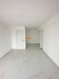Edf. Glória Tinoco, 139m², 4 quartos, 3 suítes, varanda integrada, lavabo, copa, dependência completa, área de serviço e 3 vagas de garagem