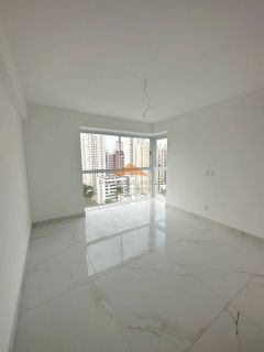 Edf. Glória Tinoco, 139m², 4 quartos, 3 suítes, varanda integrada, lavabo, copa, dependência completa, área de serviço e 3 vagas de garagem