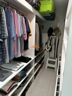 Edf. Miriam Dubeux, 183m², 4 suítes, lavabo, cozinha com copa, área de serviço, dependência completa e 3 vagas de garagem