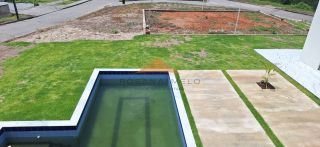 Mansão no Condomínio Jardim Imperial em Gravatá, 490m², 5 quartos, closet, 3 salas, varanda, piscina, churrasqueira