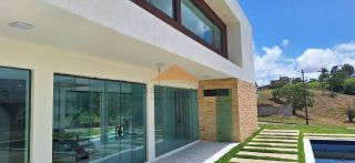 Mansão no Condomínio Jardim Imperial em Gravatá, 490m², 5 quartos, closet, 3 salas, varanda, piscina, churrasqueira
