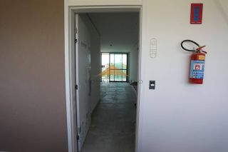 Flat a venda no Cupê,32m, condomínio estilo resort, novo, porcelanato, padrão Moura Dubeux,
