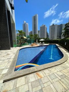 Boa Viagem,105m², andar alto, vista mar,3 quartos,2 vagas, lazer completo, reformado.