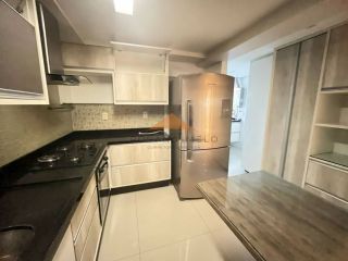 Apartamento a venda em Boa Viagem, andar alto, vista mar, com 4 suites,3 vagas de garagens e lazer completo.