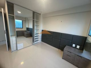 Apartamento a venda em Boa Viagem, andar alto, vista mar, com 4 suites,3 vagas de garagens e lazer completo.