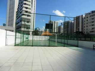 Apartamento a venda em Boa Viagem, andar alto, vista mar, com 4 suites,3 vagas de garagens e lazer completo.