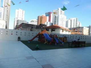 Apartamento a venda em Boa Viagem, andar alto, vista mar, com 4 suites,3 vagas de garagens e lazer completo.