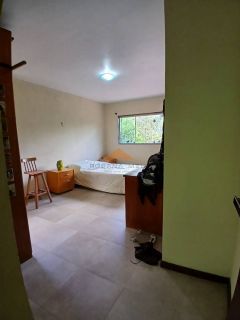 Casa no Privê Haras de Aldeia, 6 suítes, sala para dois ambientes, terraço amplo em L, piscina adulto e infantil, depósito interligando garagem e área de serviço e 5 vagas de garagem