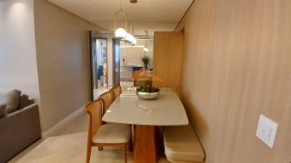Apartamento reformado com 3 quartos sendo 1 suíte no Pina