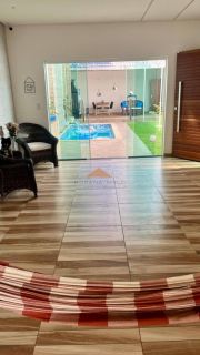 Casa Para Vender com 04 quartos 02 suítes no bairro Setubal em Recife