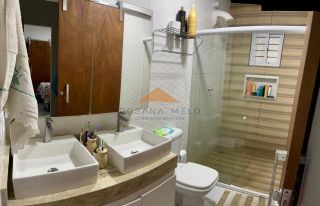 Casa Para Vender com 04 quartos 02 suítes no bairro Setubal em Recife