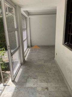 Casa Para Vender com 3 quartos 2 suítes no bairro Graças em Recife