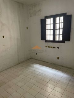 Casa Para Vender com 3 quartos 2 suítes no bairro Graças em Recife