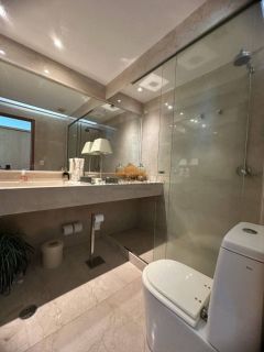Casa no Condominio Morada da Península, 742m², 6 suítes, piscina, jacuzzi, mobiliada e 10 vagas de garagem