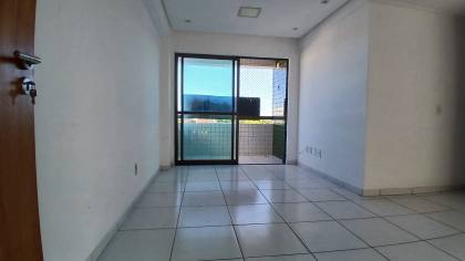 Apartamento em Candeias 2 quartos. Apto com varanda!