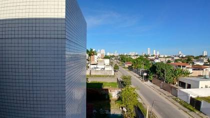 Apartamento em Candeias 2 quartos. Apto com varanda!