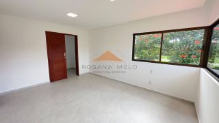 Casa no Condomínio Terra Viva, 259m², 4 quartos, 3 suítes, closet, espaço gourmet e garagem para 4 carros