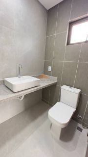 Casa no Condomínio Terra Viva, 259m², 4 quartos, 3 suítes, closet, espaço gourmet e garagem para 4 carros