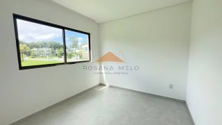 Casa no Condomínio Terra Viva, 259m², 4 quartos, 3 suítes, closet, espaço gourmet e garagem para 4 carros