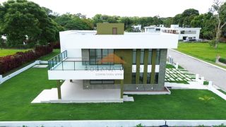 Casa no Condomínio Terra Viva, 315m², 4 suítes, varanda ampla em L, espaço gourmet, área verde, garagem para 2 carros