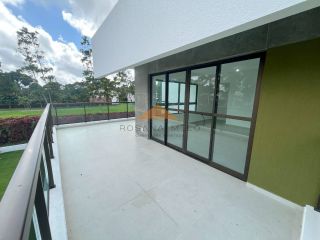 Casa no Condomínio Terra Viva, 315m², 4 suítes, varanda ampla em L, espaço gourmet, área verde, garagem para 2 carros