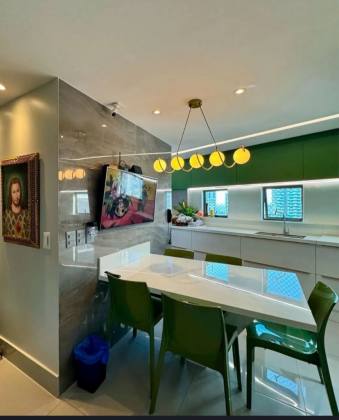 Apartamento Alto Padrão  Para Vender com 03 quartos 03 suítes no bairro Boa Viagem em Recife
