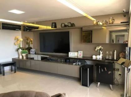 Apartamento Para Vender com 04 quartos 04 suítes no bairro Madalena em Recife