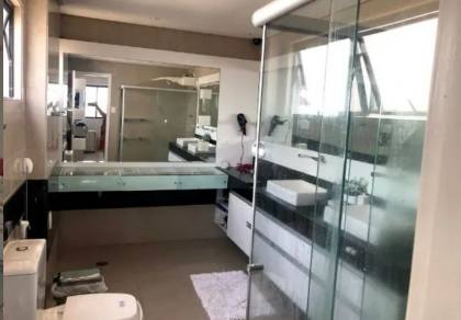 Apartamento Para Vender com 04 quartos 04 suítes no bairro Madalena em Recife