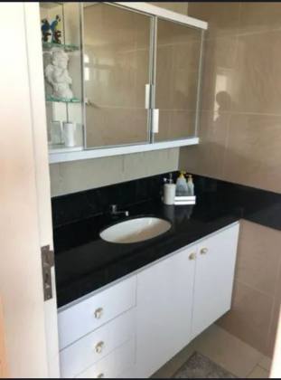 Apartamento Para Vender com 04 quartos 04 suítes no bairro Madalena em Recife