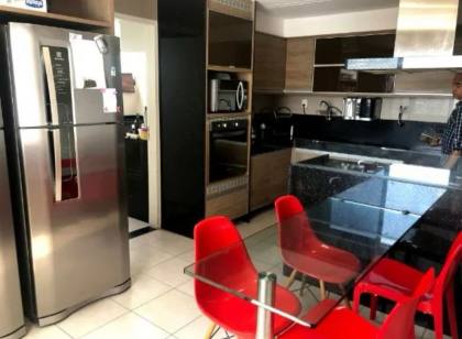 Apartamento Para Vender com 04 quartos 04 suítes no bairro Madalena em Recife