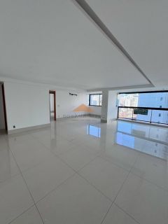 Boa viagem, perto dos colégios, Pernambuco construtora com 8 anos de construção ! 135 m, 3 suítes, lavabo, dependência completa !