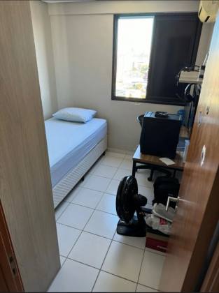 Apartamento Para Vender com 03 quartos 01 suítes no bairro Madalena em Recife