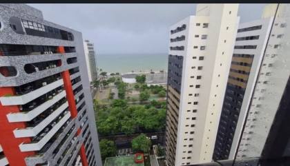 Cobertura duplex com vista para o mar próximo ao parque dona lindu
