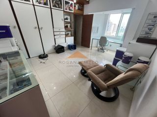 Triplex no edf Moenda na navegantes,3 suítes, espaço gourmet com piscina,3 vagas.