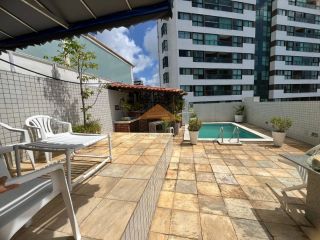 Triplex no edf Moenda na navegantes,3 suítes, espaço gourmet com piscina,3 vagas.