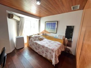Triplex no edf Moenda na navegantes,3 suítes, espaço gourmet com piscina,3 vagas.