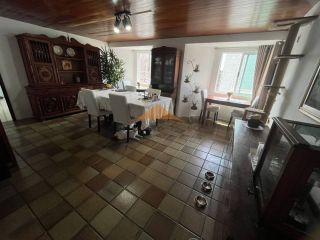 Triplex no edf Moenda na navegantes,3 suítes, espaço gourmet com piscina,3 vagas.