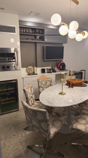 Apartamento alto padrão Para Vender com 04 quartos 04 suítes no bairro Casa Forte em Recife