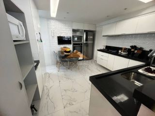 Boa Viagem com 3 quartos, 105m,nascente,vista mar,3 vagas de garagens soltas e cobertas,imperdivel.