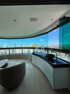 Casa Forte,266m,4 suítes, andar alto, alto padrão, lazer completo,4 vagas 3 soltas.
