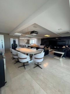 Casa Forte,266m,4 suítes, andar alto, alto padrão, lazer completo,4 vagas 3 soltas.