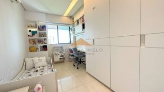 Setubal,160m,varanda vista mar definida, 3 quartos e 2 suítes, reformado,lazer,2 vagas soltas e cobertas.