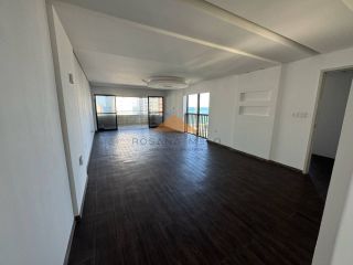 Boa Viagem,170m,andar alto, vista mar definida,4 quartos sendo 3 suítes,2 vagas,lazer.
