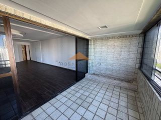 Boa Viagem,170m,andar alto, vista mar definida,4 quartos sendo 3 suítes,2 vagas,lazer.