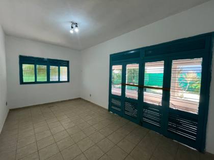 Casa Para Vender com 6 quartos 3 suítes no bairro Candeias em Jaboatão Dos Guararapes