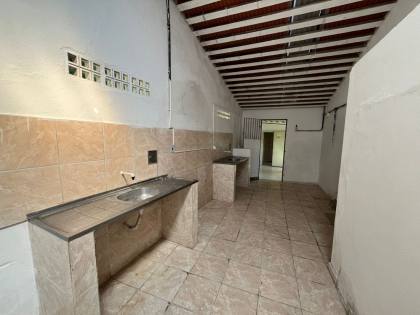 Casa Para Vender com 6 quartos 3 suítes no bairro Candeias em Jaboatão Dos Guararapes