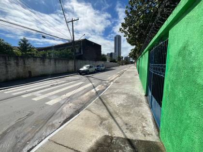 Casa Para Vender com 6 quartos 3 suítes no bairro Candeias em Jaboatão Dos Guararapes
