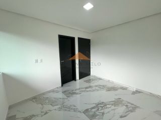 Casa com 3 Suítes e Amplo Jardim em Excelente Localização – 660m² de Terreno!