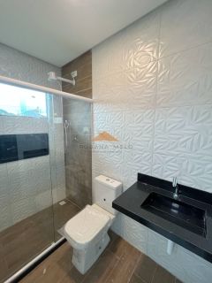 Casa com 3 Suítes e Amplo Jardim em Excelente Localização – 660m² de Terreno!